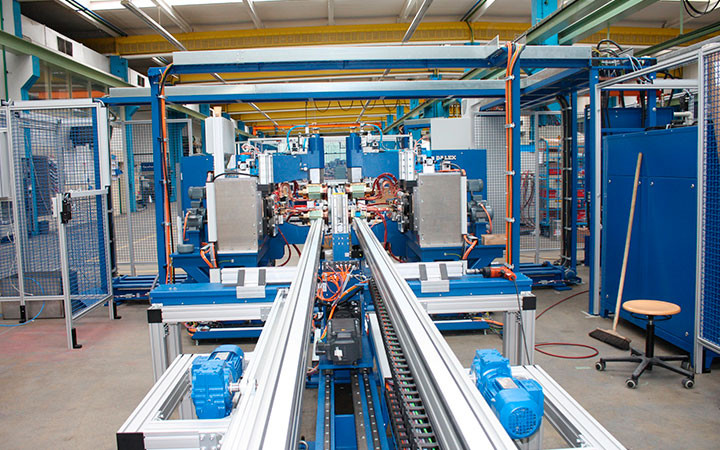 linii-i-oborudovanie-dlya-mehanizacii-i-avtomatizacii-proizvodstvennogo-processa1